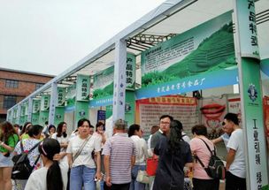 貴定縣積極組織農(nóng)產(chǎn)品企業(yè)參加2019黔南工業(yè)博覽會(huì)暨特色農(nóng)產(chǎn)品特賣產(chǎn)銷對(duì)接活動(dòng)，全力拓展市場(chǎng)新渠道